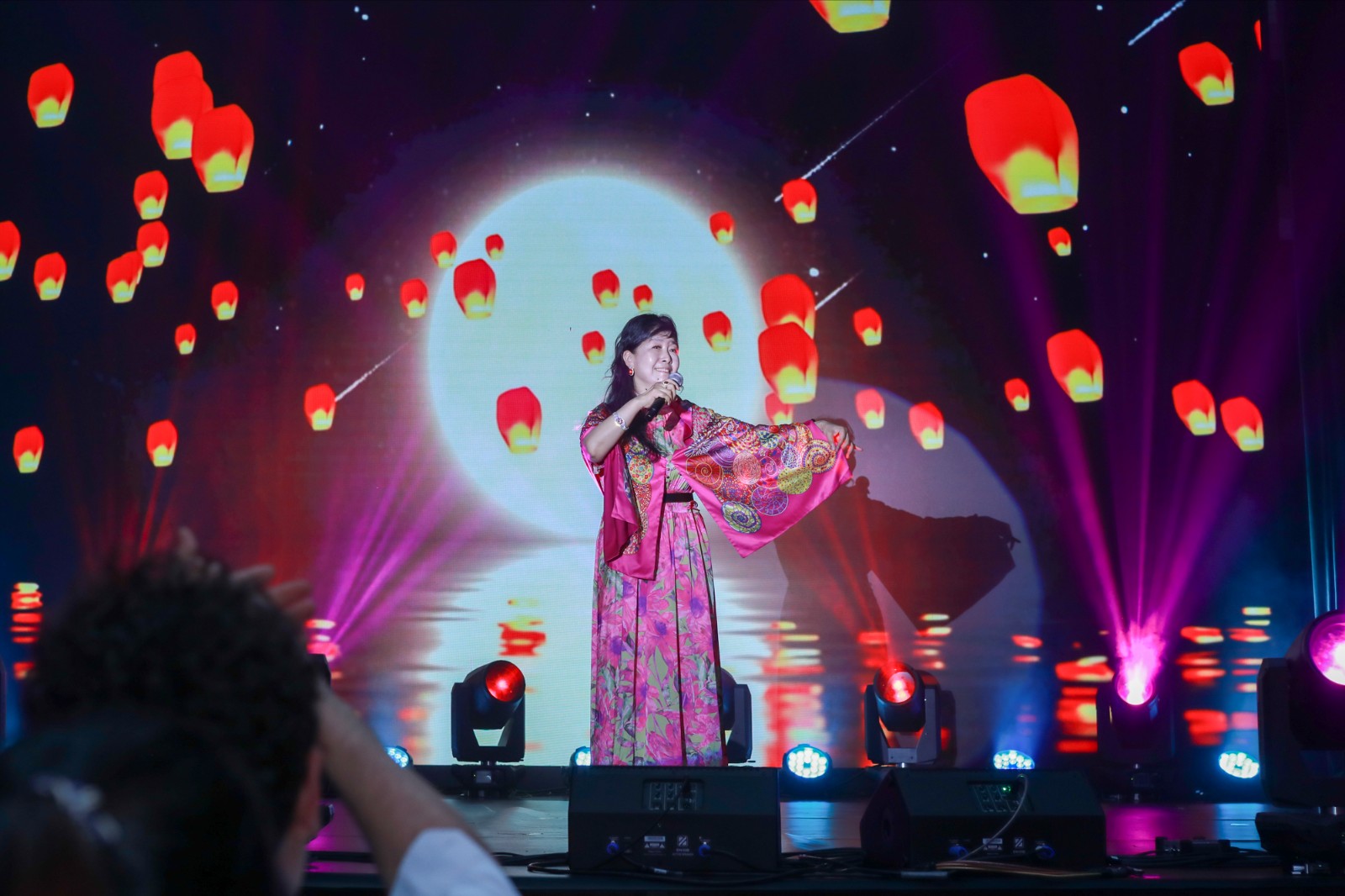 AN6I5558拷贝.jpg AN6I5558拷贝.jpg