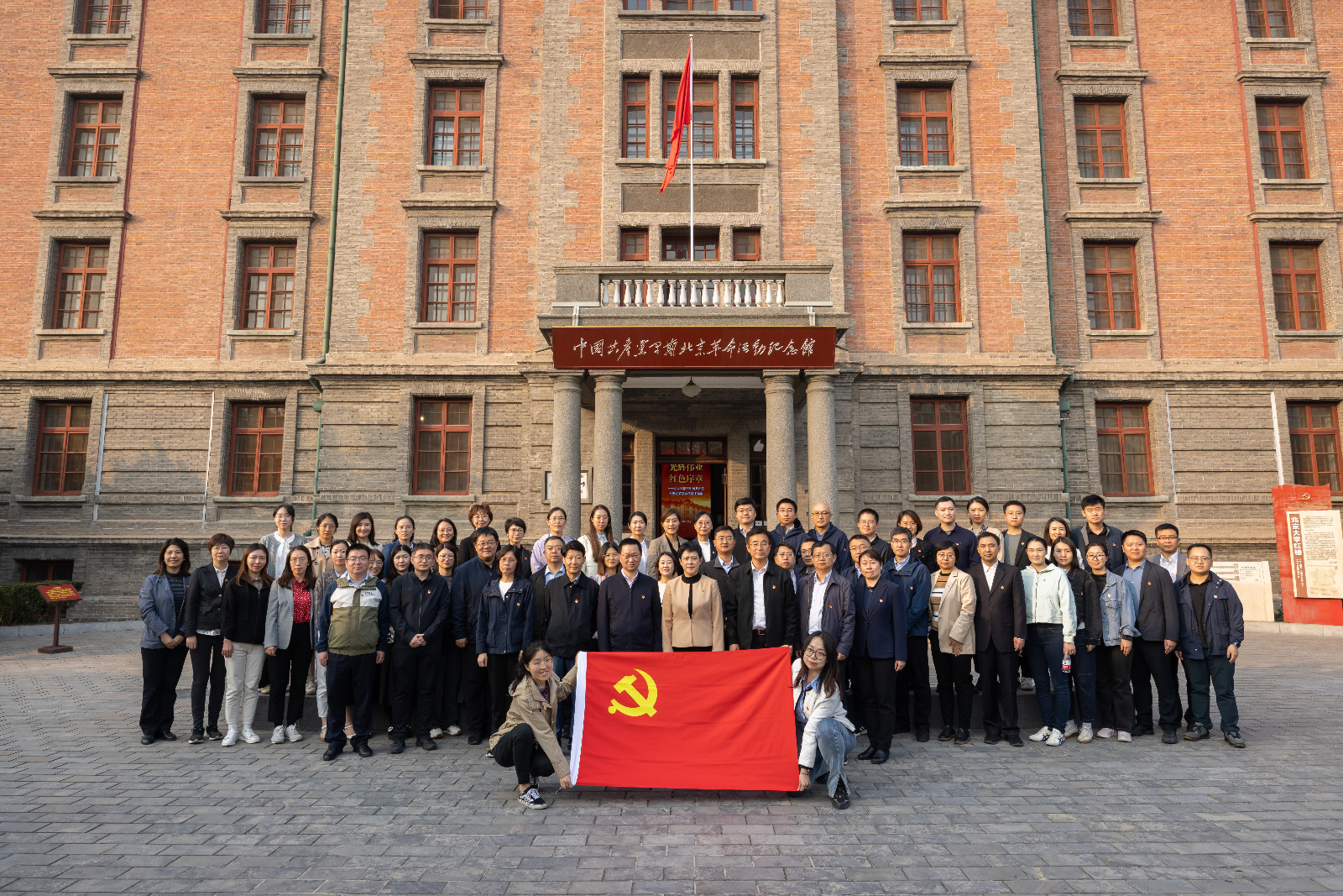 图1.jpg 图1.jpg